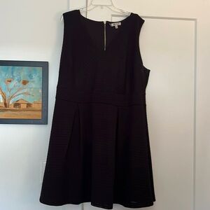 Elegant Black Sleeveless Dress